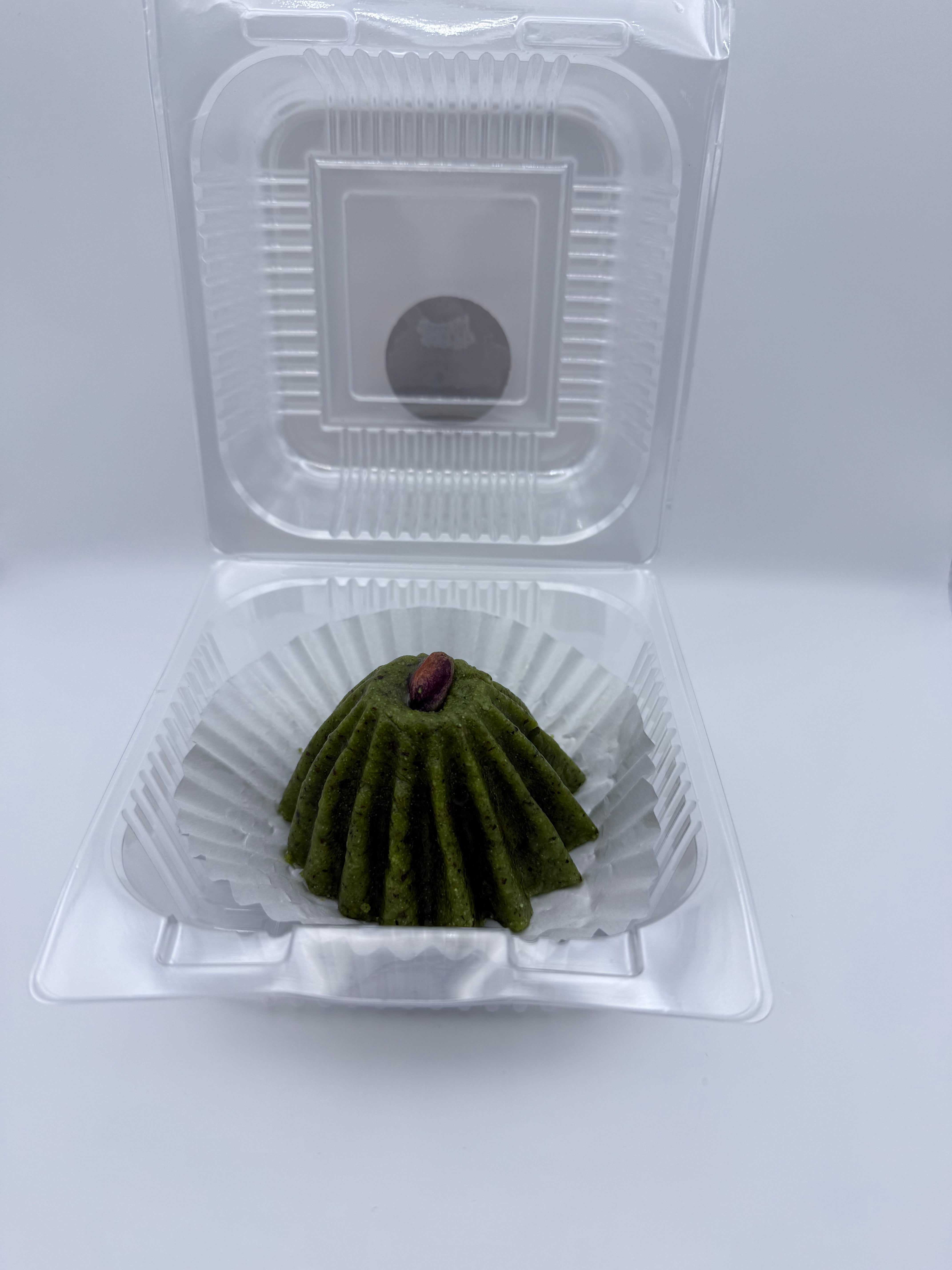 Pistachio Velvet - Mafroukeh with Cream